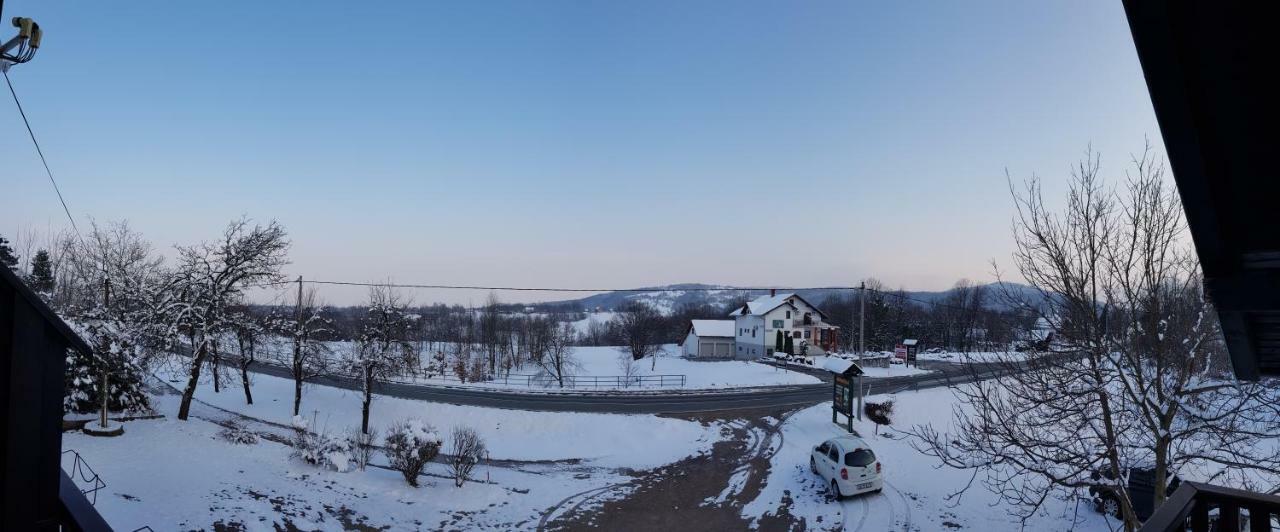 Отель House Anamarija Селиште-Дрежничко Экстерьер фото